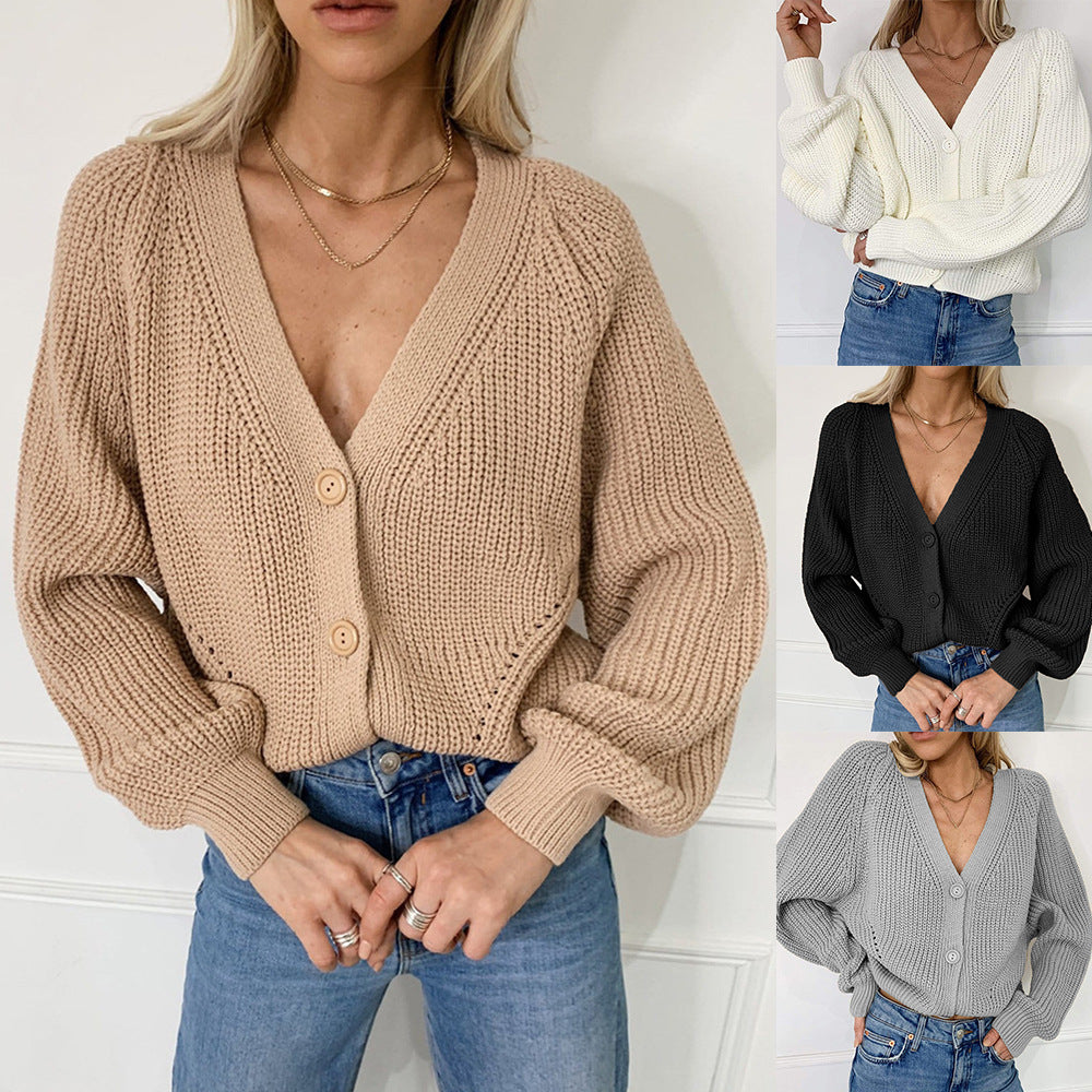Damen Kurzstrickjacke mit tiefem V-Ausschnitt und Knopfdetails R&B