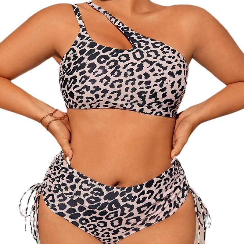 Damen Triangel-Bikini mit modischem Cut-Out und verspieltem Animal-Print R&B