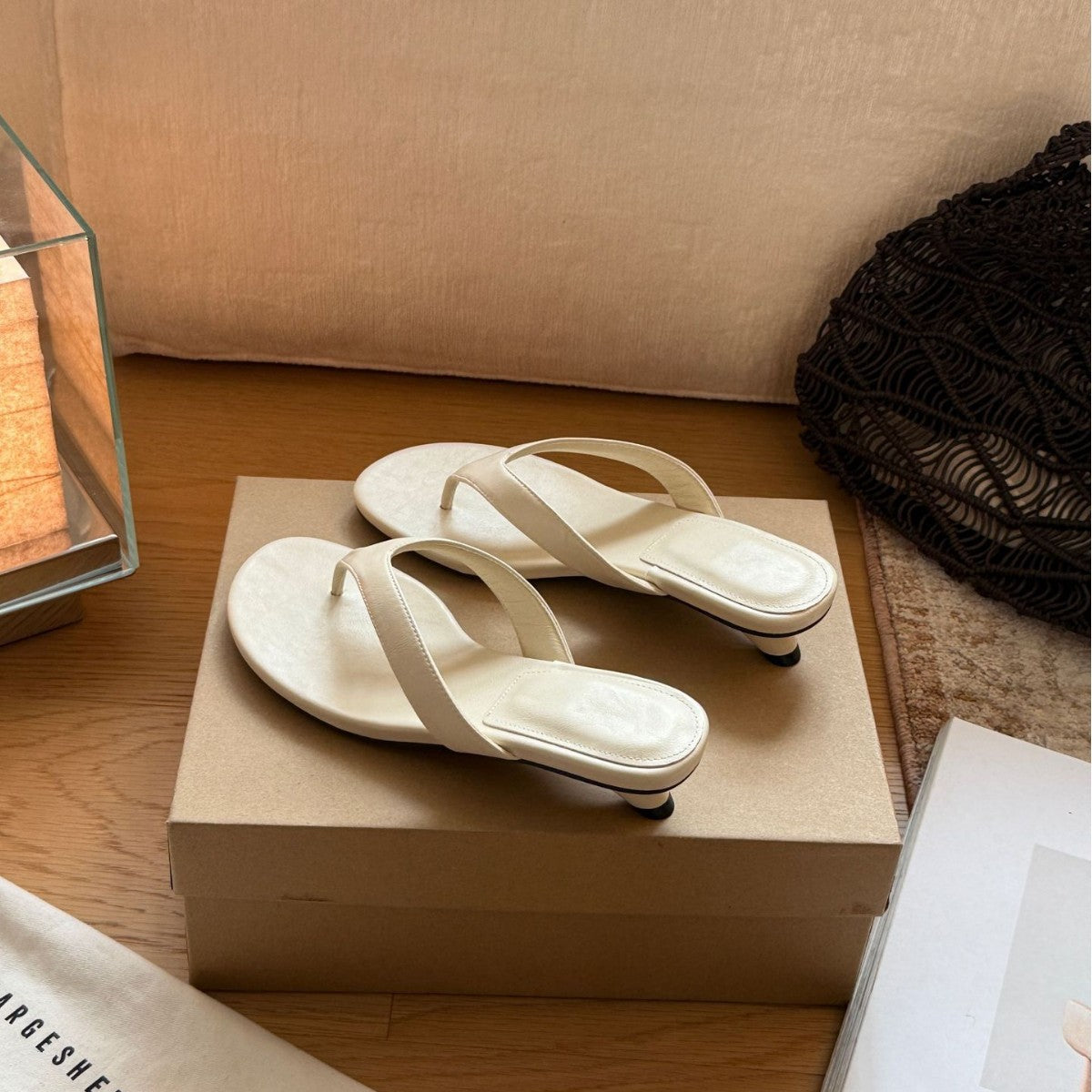 Damen Komfortable Zehentrenner-Sandalen mit ergonomischer Fußbettgestaltung und rutschfester Sohle