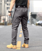 Herren Cargo-Hose mit verstellbarem Bund und tiefen Seitentaschen