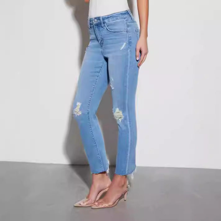 Damen Ripped Jeans mit elegantem Schnitt und modischen Details R&B