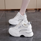 Damen Sportliche Sneaker mit dicker Dämpfung und atmungsaktiver Obermaterialstruktur R&B