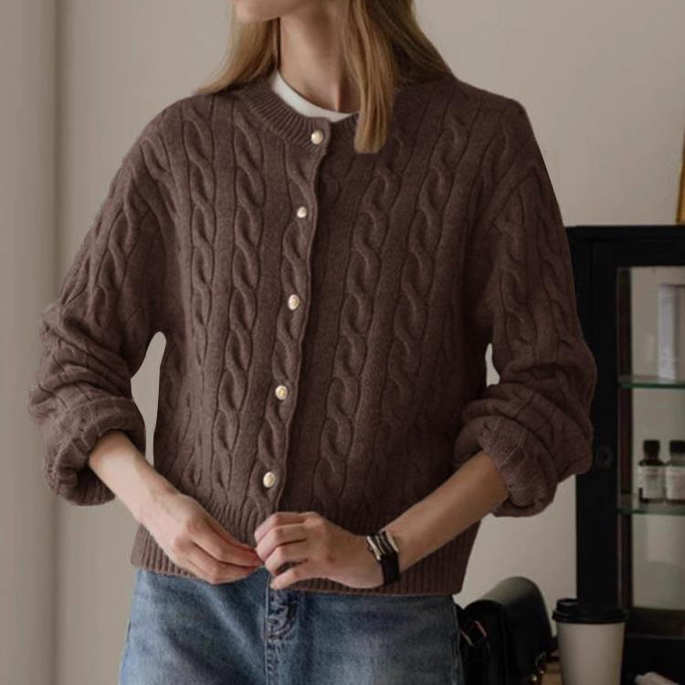 Damen eleganter Strickcardigan mit ausgefallenem Zopfmuster und dekorativen Knöpfen R&B