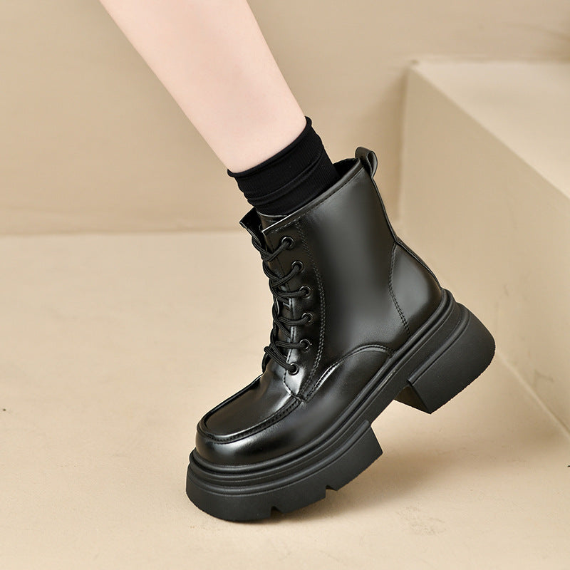 Damen Trendige Stiefeletten mit robustem Sohlenprofil und modischer Schnürung