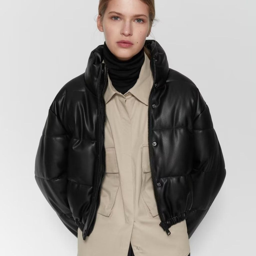 Damen kurz geschnittene Steppjacke mit hohem Kragen und elastischen Bünde R&B