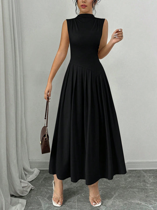 Damen Elegantes Maxikleid mit Plissee-Details R&B