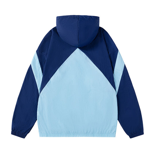 Herren sportliche Windjacke mit verstellbarem Kapuzensystem und reflektierenden Details R&B