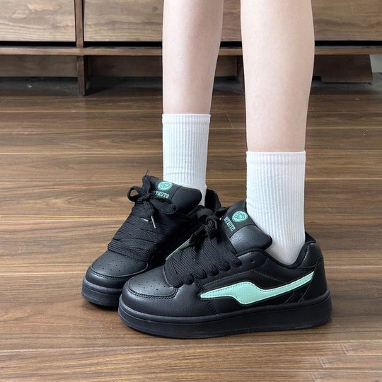 Damen Sneakers im modernen Design mit atmungsaktiver Oberflächenstruktur und komfortabler Dämpfung R&B