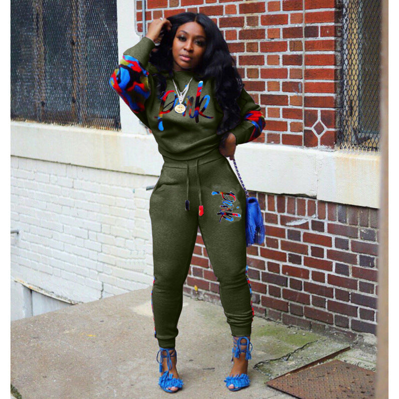 Damen Sportliches Sweatshirt-Set mit bunten Camouflage-Details und komfortablem Schnitt R&B