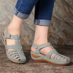 Damen Clogs mit luftigen Cut-Outs und bequemem Keilabsatz R&B