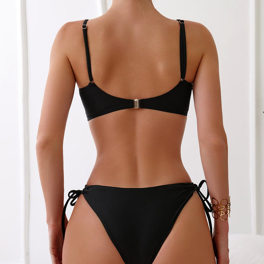 Damen Triangel-Bikini-Set mit verstellbaren Trägern und seitlichen Bändern R&B