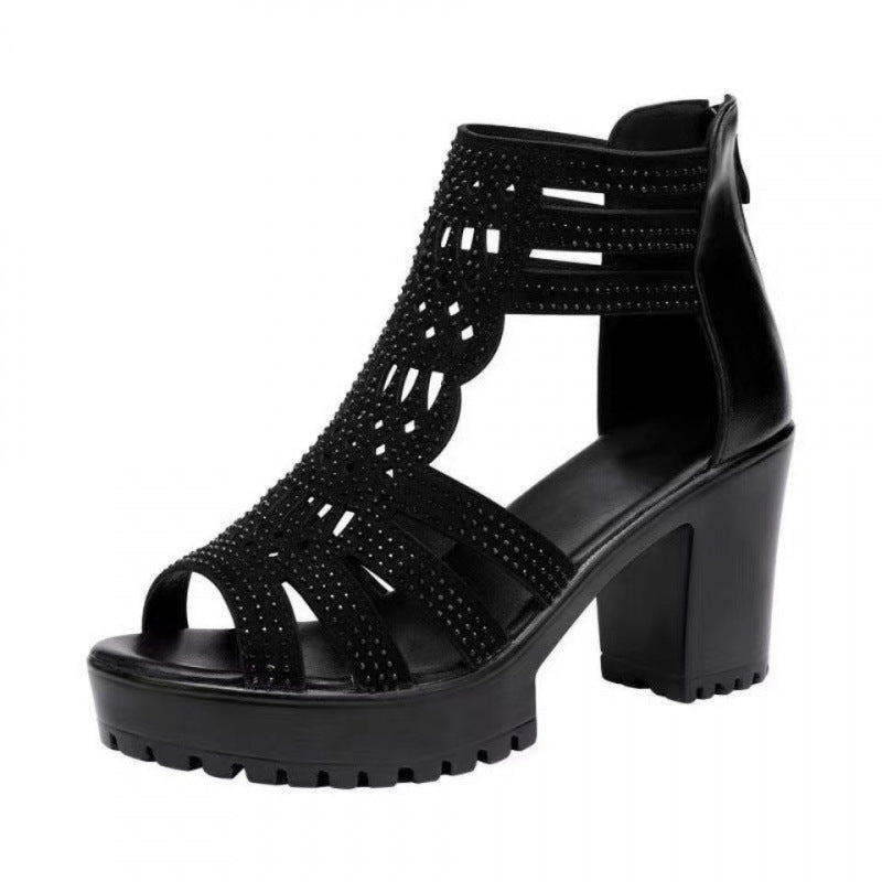 Damen Absatzsandalen mit elegantem Schnitt und detailverliR&Btem Design R&B