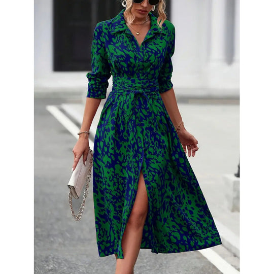 Damen Maxikleid mit eleganter Wickeloptik und raffinierten Blumendetails R&B