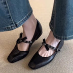 Damen elegante Ballerinas mit modischem Riemendetail und komfortablem Absatz