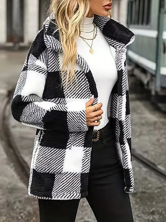 Damen Kuschelige Fleecejacke mit individuellen Karomuster R&B