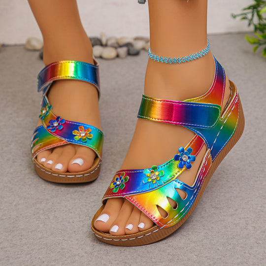 Damen Bequeme Sandalen mit floralen Applikationen und verstellbaren Riemen R&B