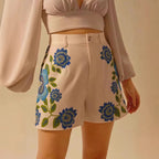 Damen Shorts mit floralem Druck und dekorativen Details R&B
