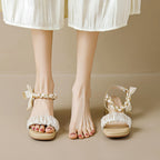 Damen Sandalen mit modischem Rüschendesign und elegantem Kettenakzent