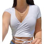 Damen Wickeltop im stylischen Cropped-Design mit Bindegürtel R&B