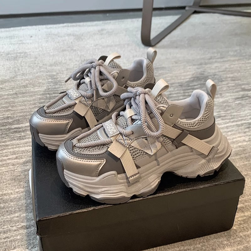 Damen Atmungsaktive Sneakers mit innovativem Schnürsystem