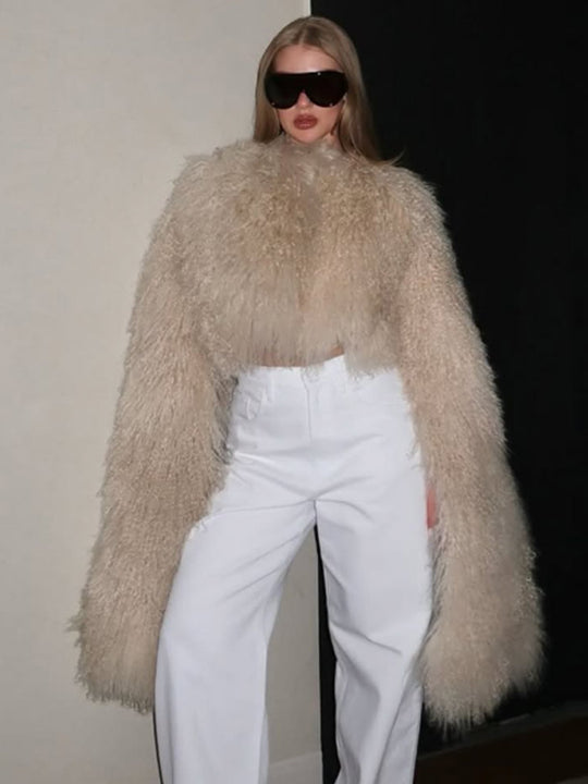 Damen Kunstfelljacke mit voluminösem Kragen und eleganten Details R&B