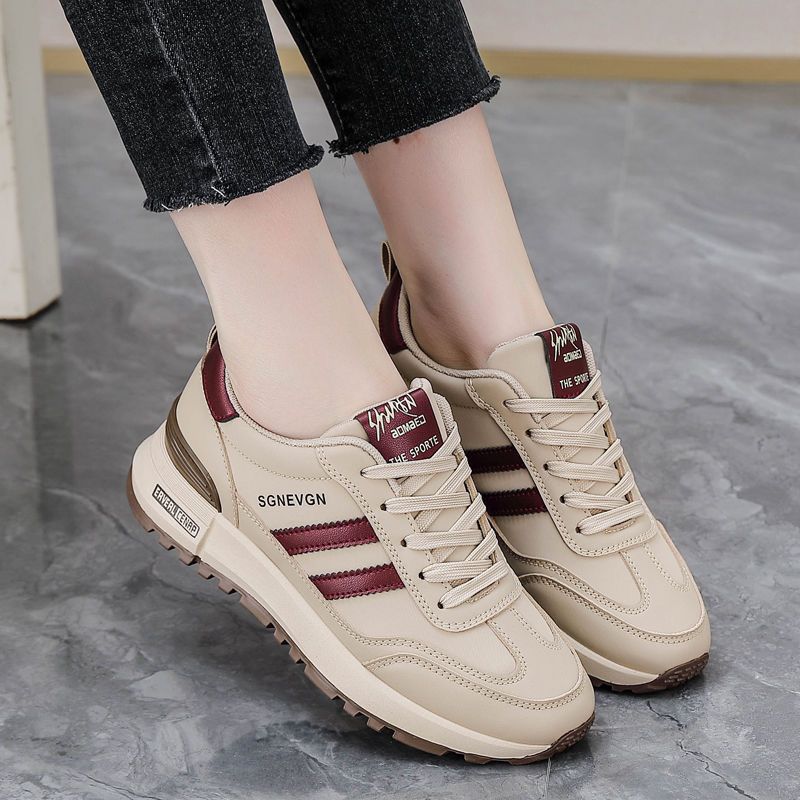 Damen Sportliche Sneakers mit dämpfender Sohle und modischen Akzenten R&B
