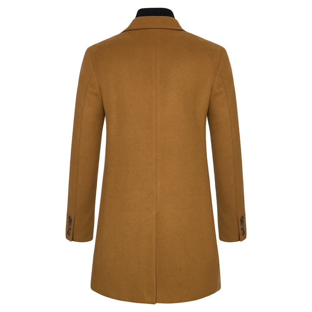 Herren eleganter Wollmantel mit modernem Schnitt und praktischen Taschen