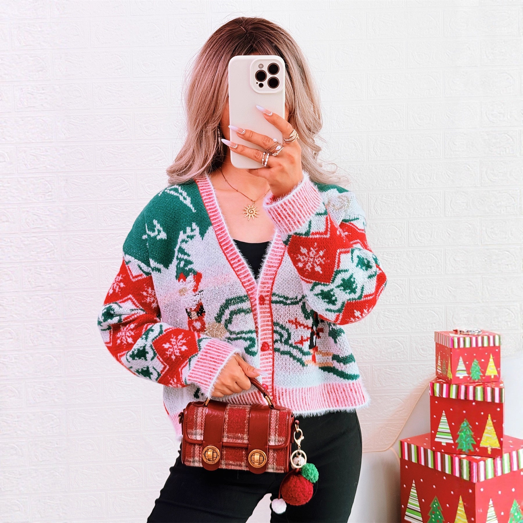 Damen Strickjacke im festlichen Design mit Weihnachtsmotiven R&B