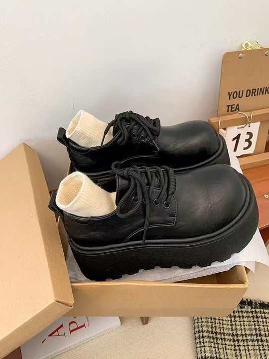 Damen Modische Schnürschuhe mit robustem Plateau und sockenähnlichem Detail R&B