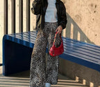 Damen Weite Leoprint-Hose aus fließendem Material R&B