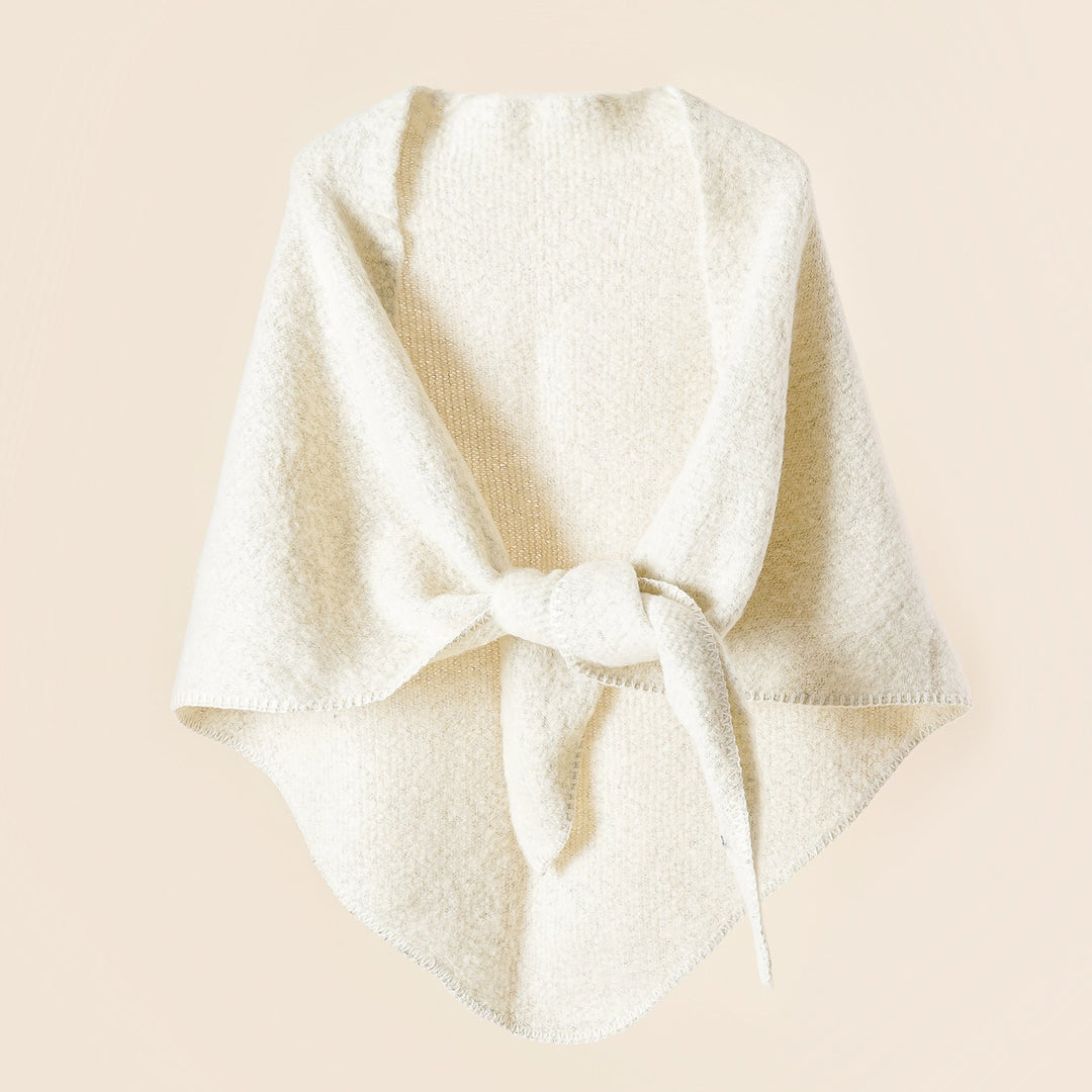 Damen Kuscheliger Wickelponcho mit Modernen Fransen und Elegantem Design R&B