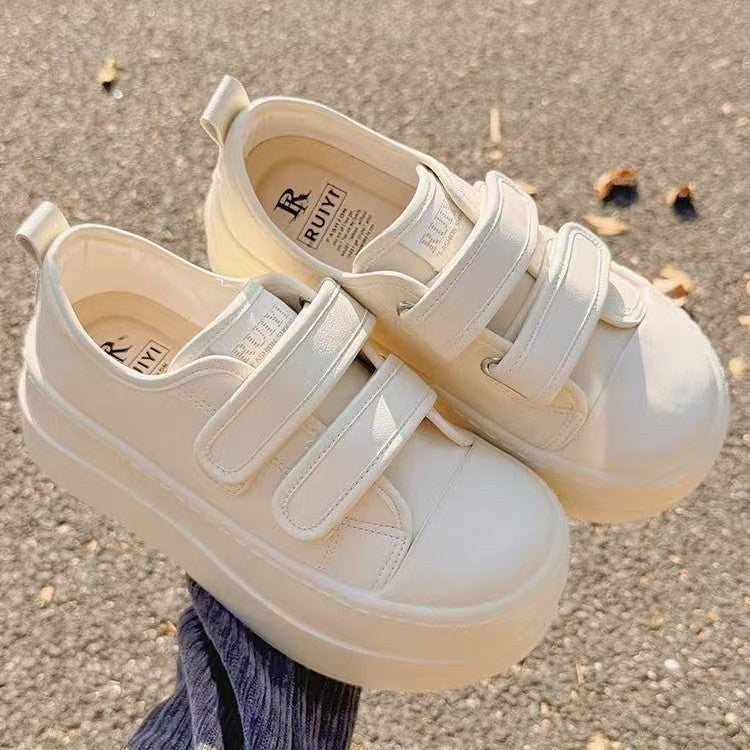 Damen Plateau Sneakers mit verstellbaren Klettverschlüssen und dämpfender Sohle R&B