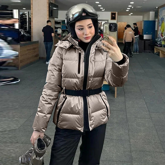 Damen warme Steppjacke mit abnehmbarer Kapuze und Taillengürtel R&B