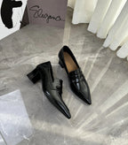 Damen elegante Slingback-Pumps mit spitz zulaufendem Design und dekorativem Riemen