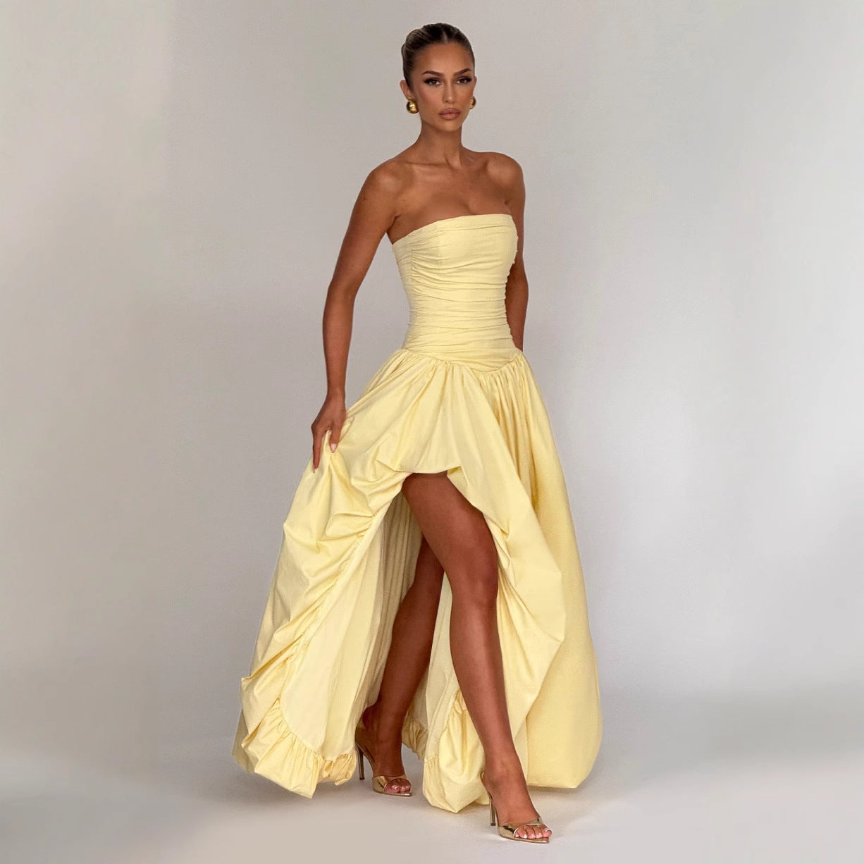 Damen Abendkleid mit figurbetontem Oberteil und asymmetrischem Rock R&B
