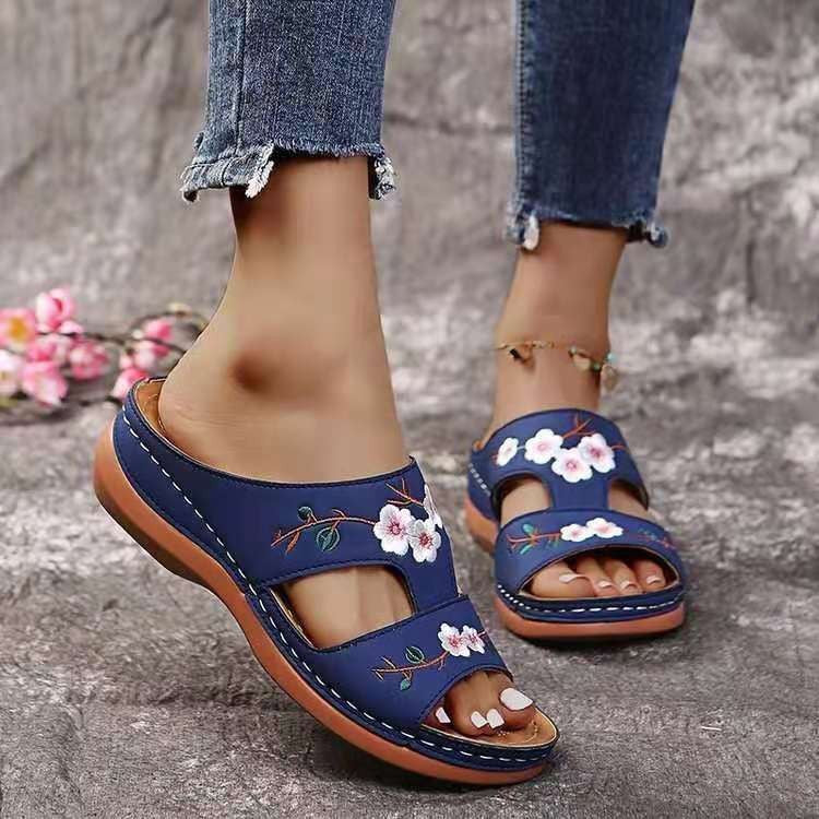 Damen Bequeme und elegante Pantoletten mit floralem Stickdesign R&B