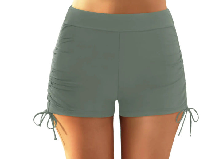 Damen Figurschmeichelnde Badeshorts mit Raffung und Seitenschnürung R&B