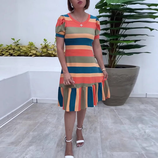 Damen Freizeitkleid mit voluminösem Rüschensaum und modischem Streifenmuster Heidi-Mode