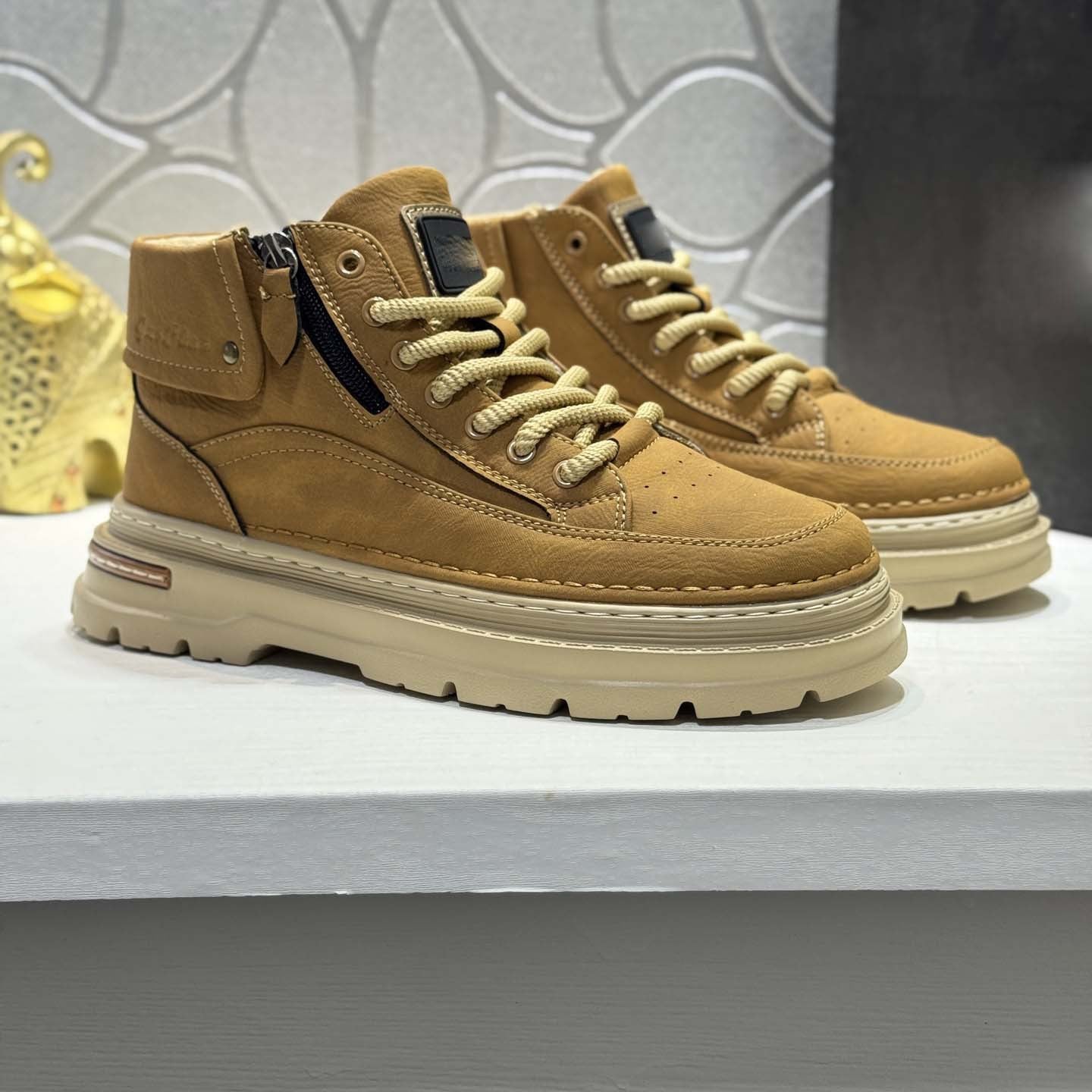 Damen modische Schnürboots mit bequemer Laufsohle von R&B