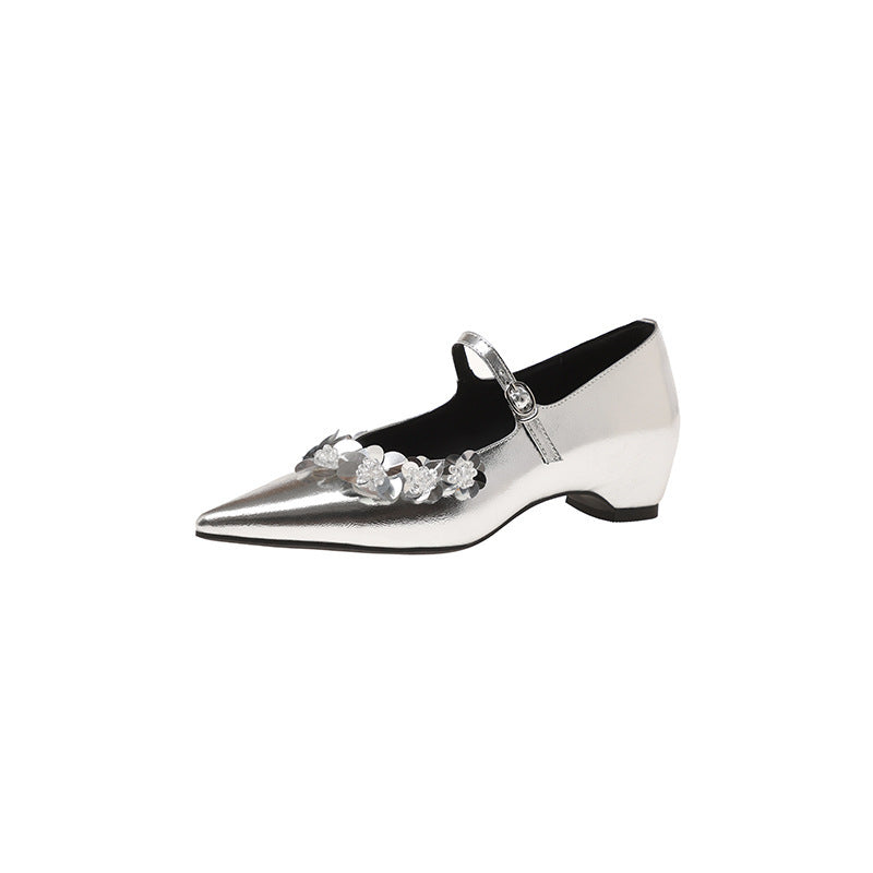Damen Ballerina-Schuhe mit zartem Floraldetail und elegantem Riemchen R&B