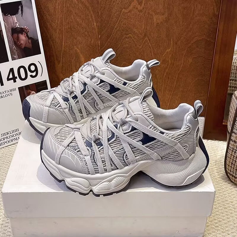 Damen Sportliche Schnür-Sneaker mit atmungsaktiven Einsätzen R&B