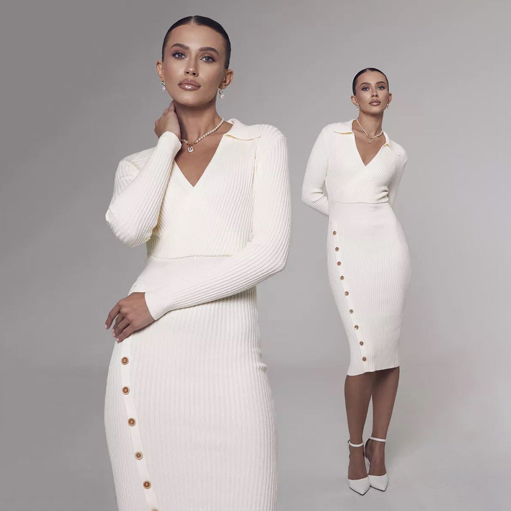 Damen Strickkleid mit elegantem Kragen und Knopfdetail R&B