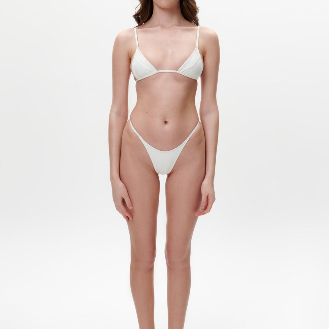 Damen Triangel-Bikini mit ultra-hohem Beinausschnitt und feiner Raffung R&B