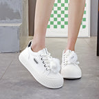 Damen Sneakers mit dekorativen Pompons und rutschfester Laufsohle R&B