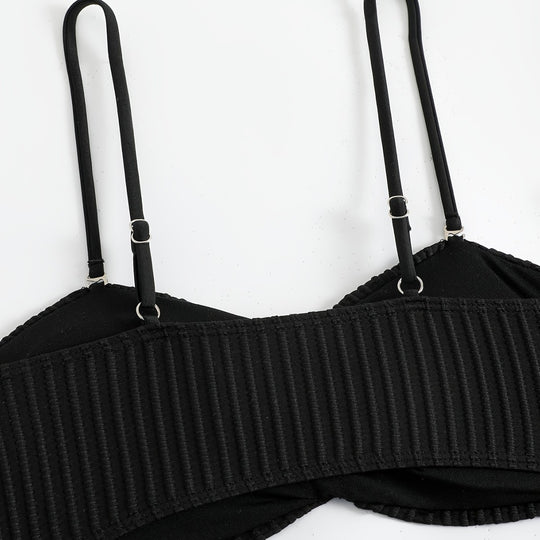 Damen Bikini Set mit elegantem Rüschen-Detail und modischen Kettenakzenten R&B