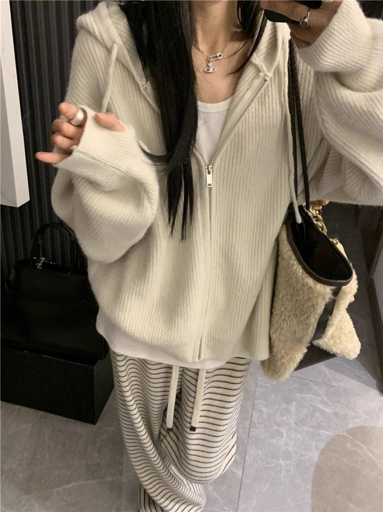 Damen Gemütlicher Strickhoodie mit großzügiger Kapuze und Reißverschluss R&B