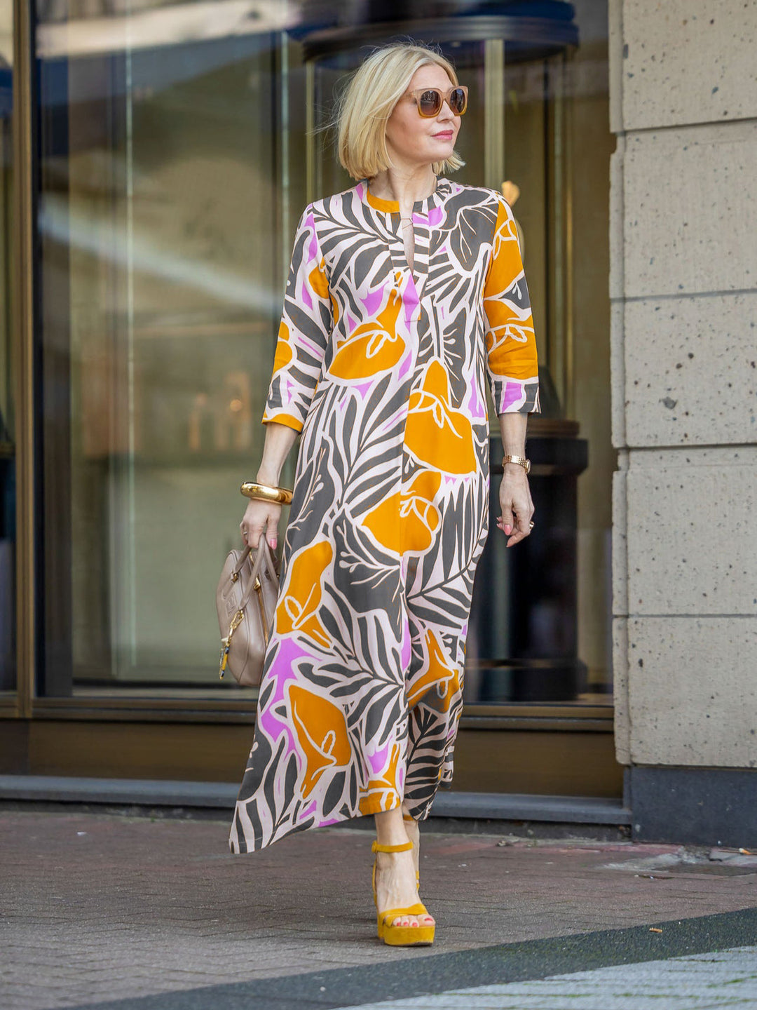 Damen Maxikleid mit floralem Design und praktischen Seitentaschen R&B