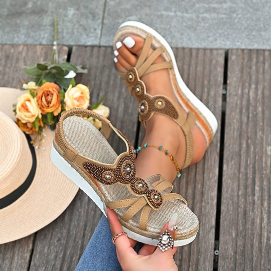 Damen Plateausandalen mit eleganten Perlen-Applikationen R&B