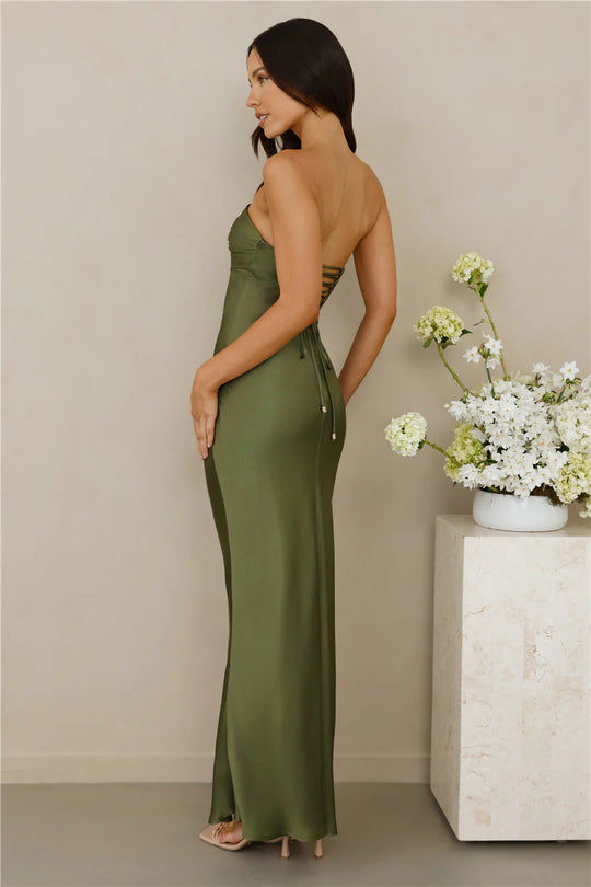 Damen Elegantes trägerloses Maxikleid mit schimmerndem Satin und figurbetontem Schnitt R&B