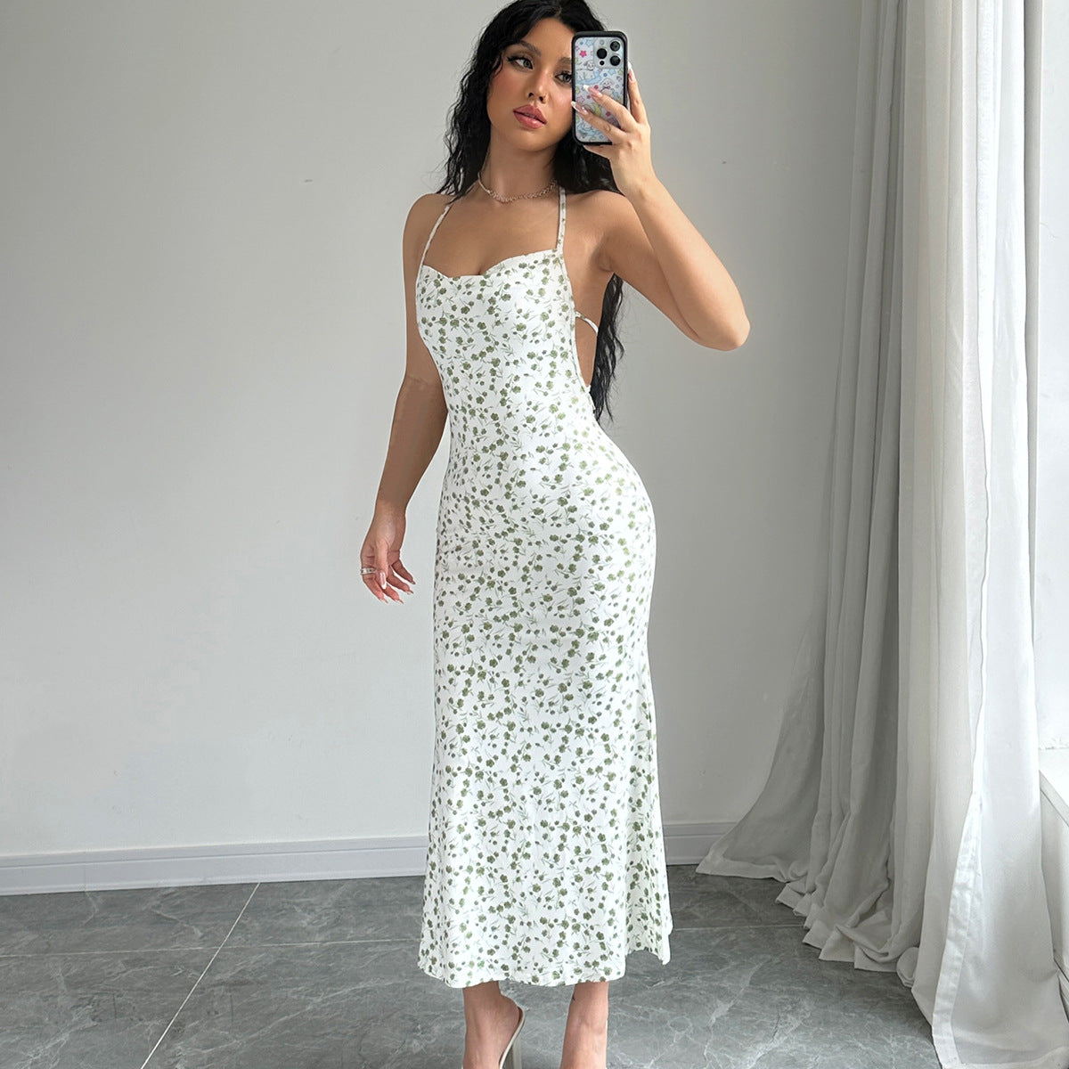 Damen Maxikleid mit eleganter Schnürung und floralem Muster R&B